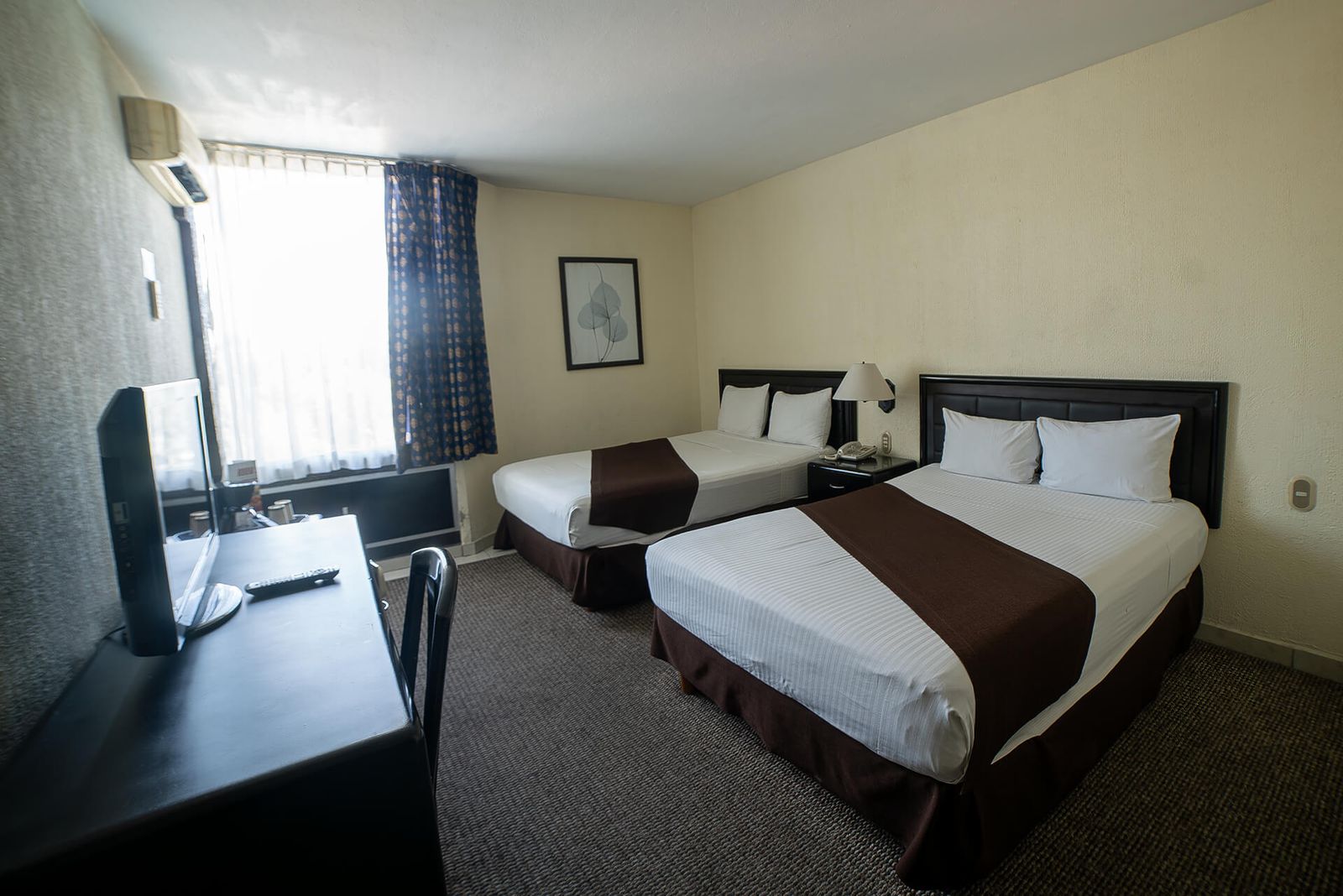 Habitación Estándar Doble Matrimonial en Hotel Santa Irene Guadalajara