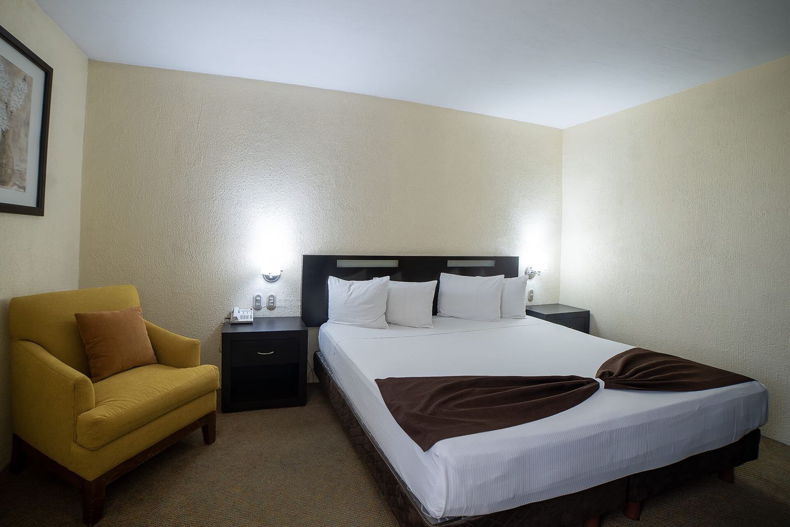 Habitación Estándar King Size en Hotel Santa Irene Guadalajara